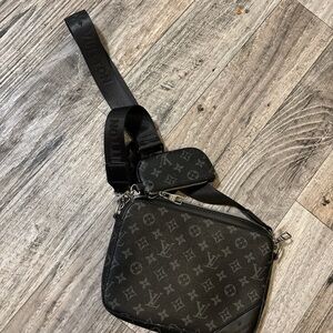 Louis Vuitton Black Monogram Messenger Bag
